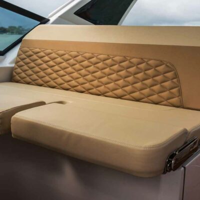sofa yate