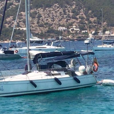 velero navega