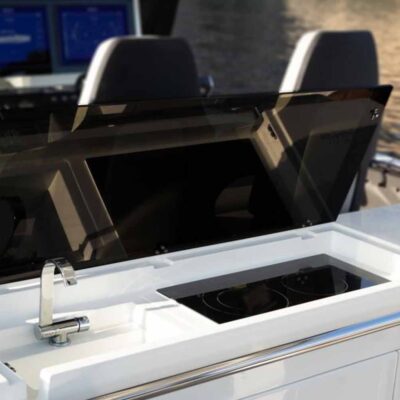 cabina control cocina yate