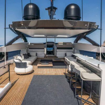 yate grande terraza