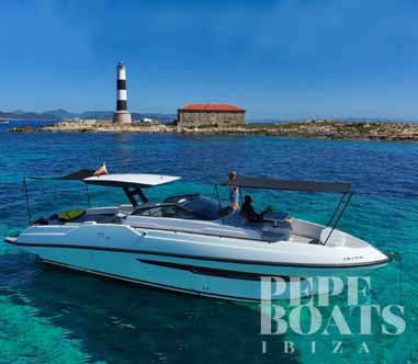 yate blanco fondeo isla faro