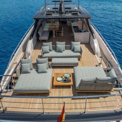 yate grade banera sofas mesas