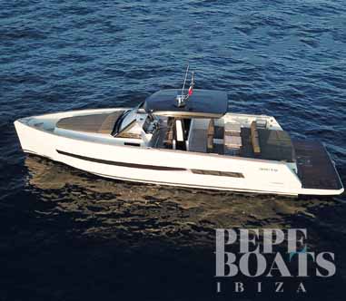 yate blanco fondeo babor logo PepeBoats Ibiza