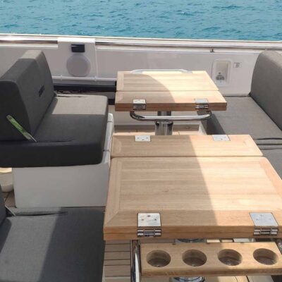 yate terraza comedor