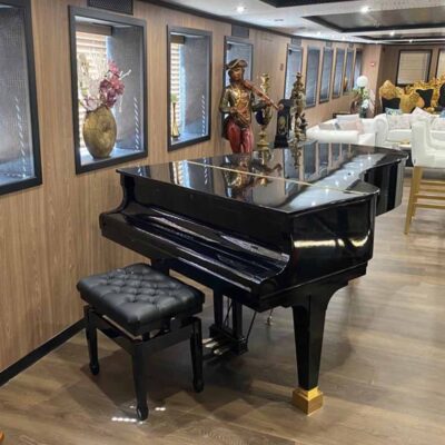 piano cola bar interior