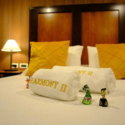 camarote suite cama toallas obsequio bombones