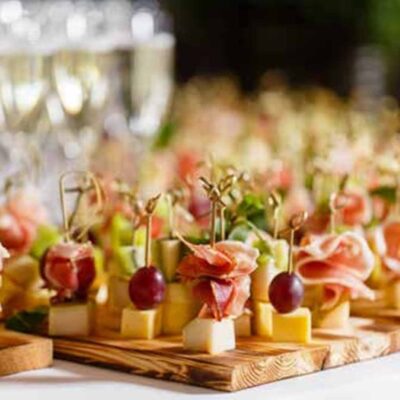 pinchos queso uva jamon