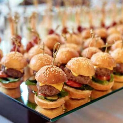 bandeja mini hamburguesas